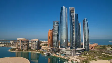 Full-Day Abu Dhabi City Tour & Sheikh Zayed Grand Mosque with Pickup from Dubai 