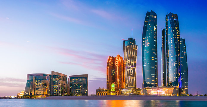 Full-Day Abu Dhabi City Tour from Dubai with Pickup