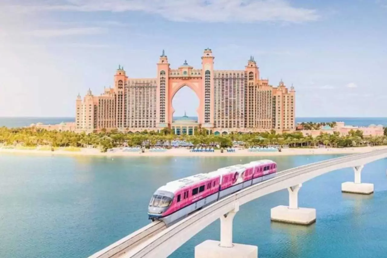 Dubai Half-Day City Tour + Palm Monorail Ticket