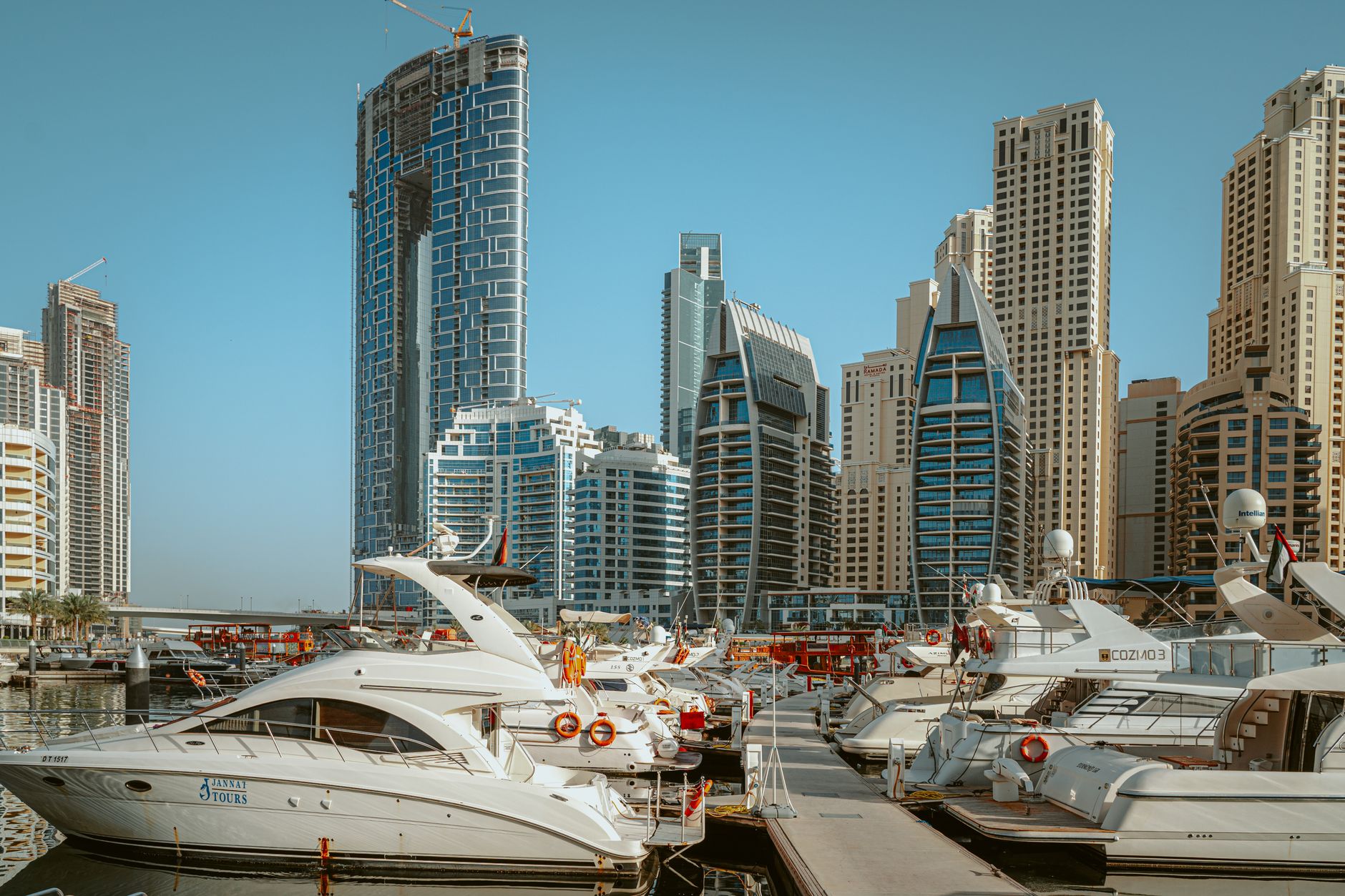 Old Dubai vs New Dubai