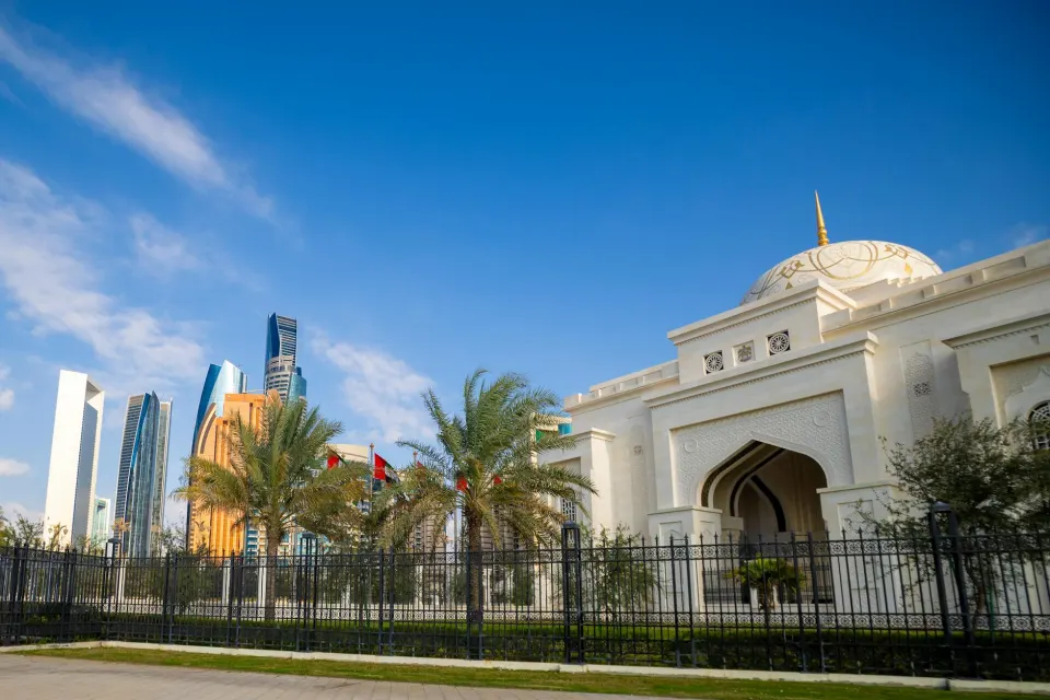 Sheikh Zayed Grand Mosque Guide